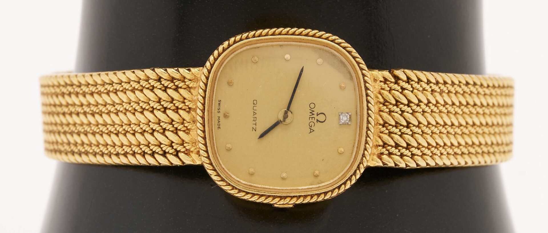 Lot 644: Omega Gold Watch