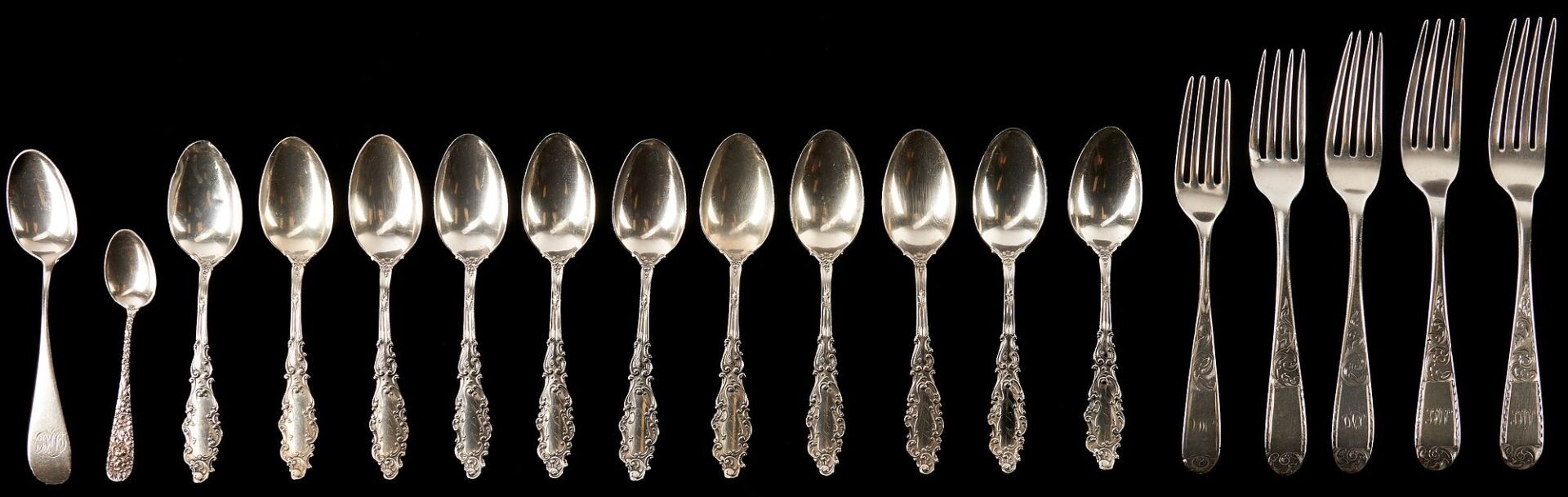 Lot 706: 30 pcs assorted Silver incl. Flatware, French Cup