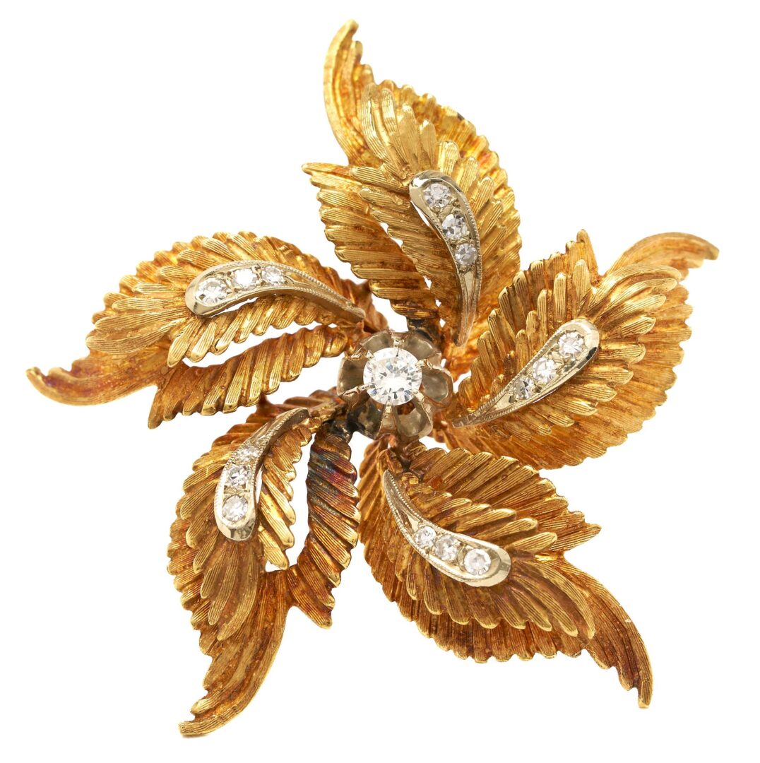 Lot 731: 18K Italian Designer Diamond Floral Brooch