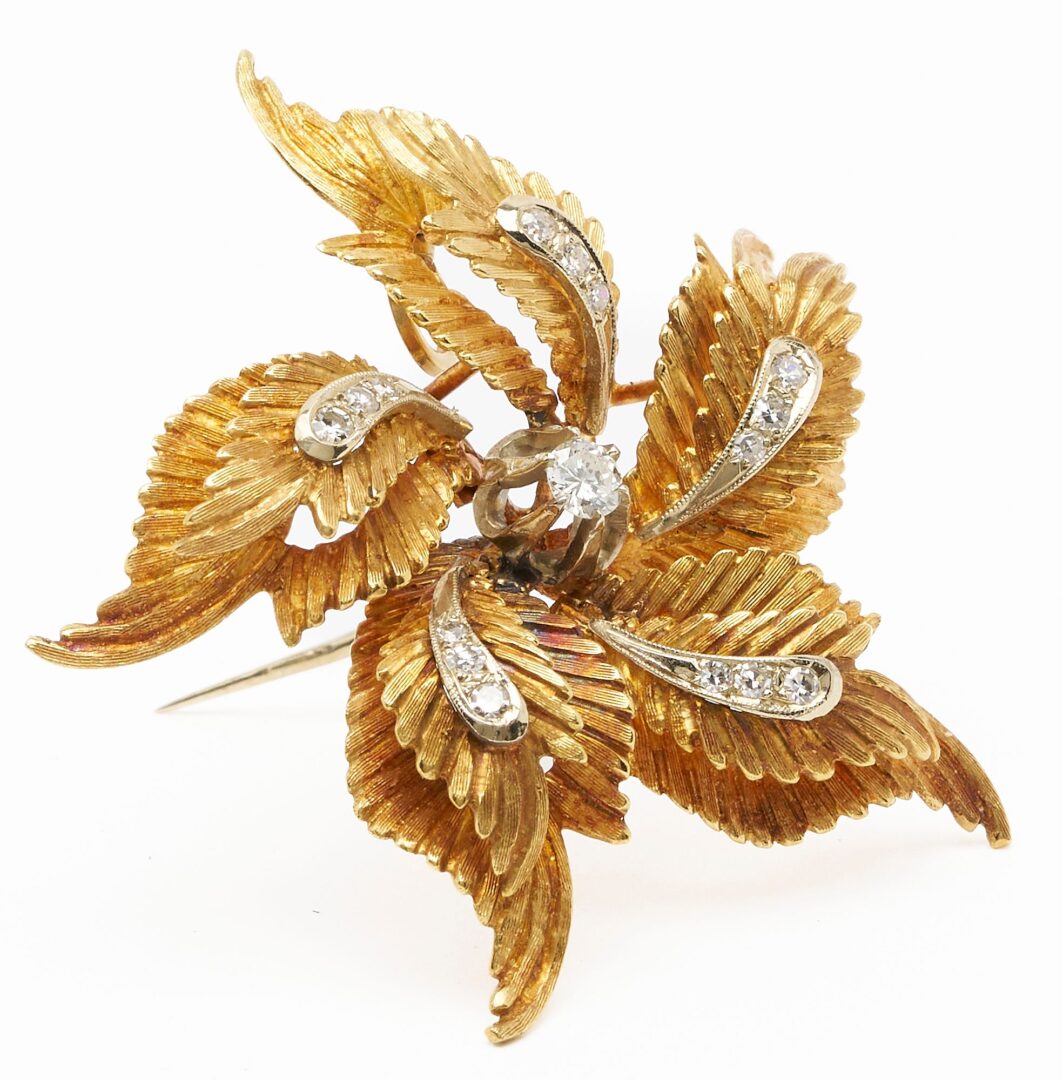 Lot 731: 18K Italian Designer Diamond Floral Brooch