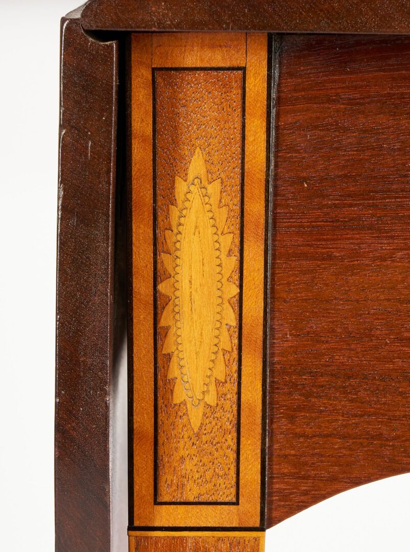 Lot 806: George III Style Inlaid Dropleaf Table