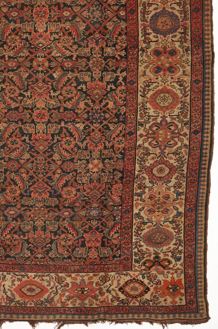 Lot 813: Persian Tabriz Carpet