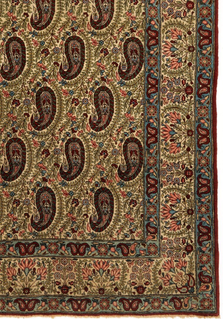 Lot 815: Persian Kerman or Kirman Rug / Carpet, 6' 7" x 4' 5"