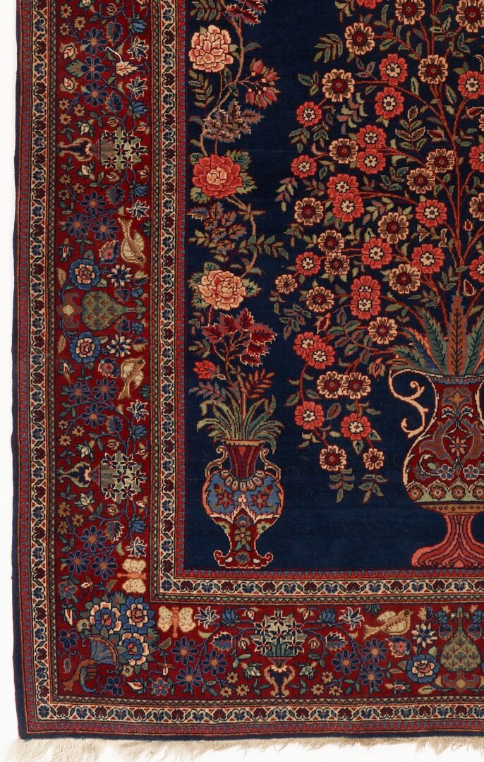 Lot 819: Persian Kashan Vase Rug