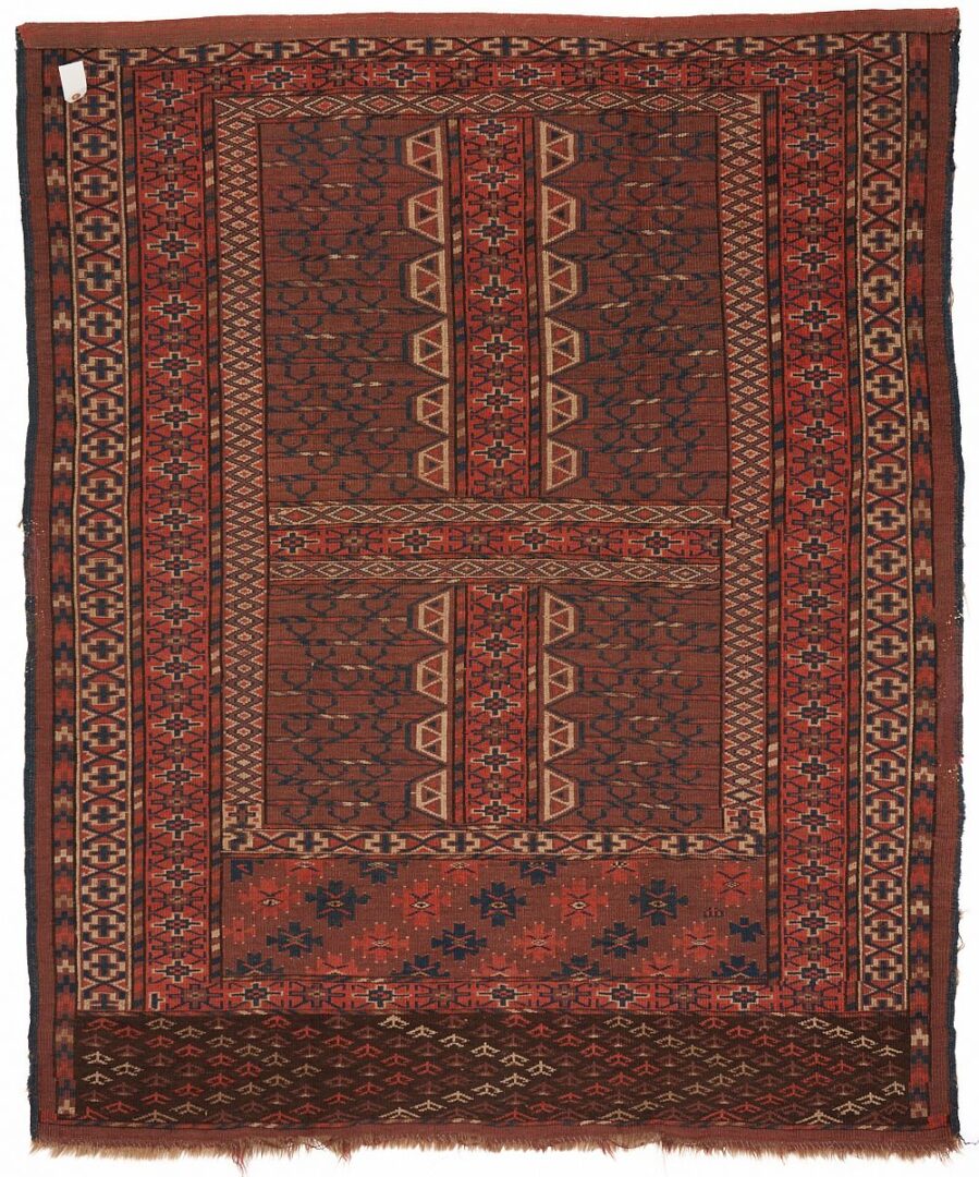 Lot 822: Antique Yomud or Yomut Turkmen Ensi Rug, 5' 6" x 4'Â 7"