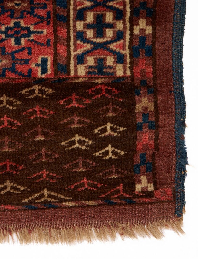 Lot 822: Antique Yomud or Yomut Turkmen Ensi Rug, 5' 6" x 4'Â 7"