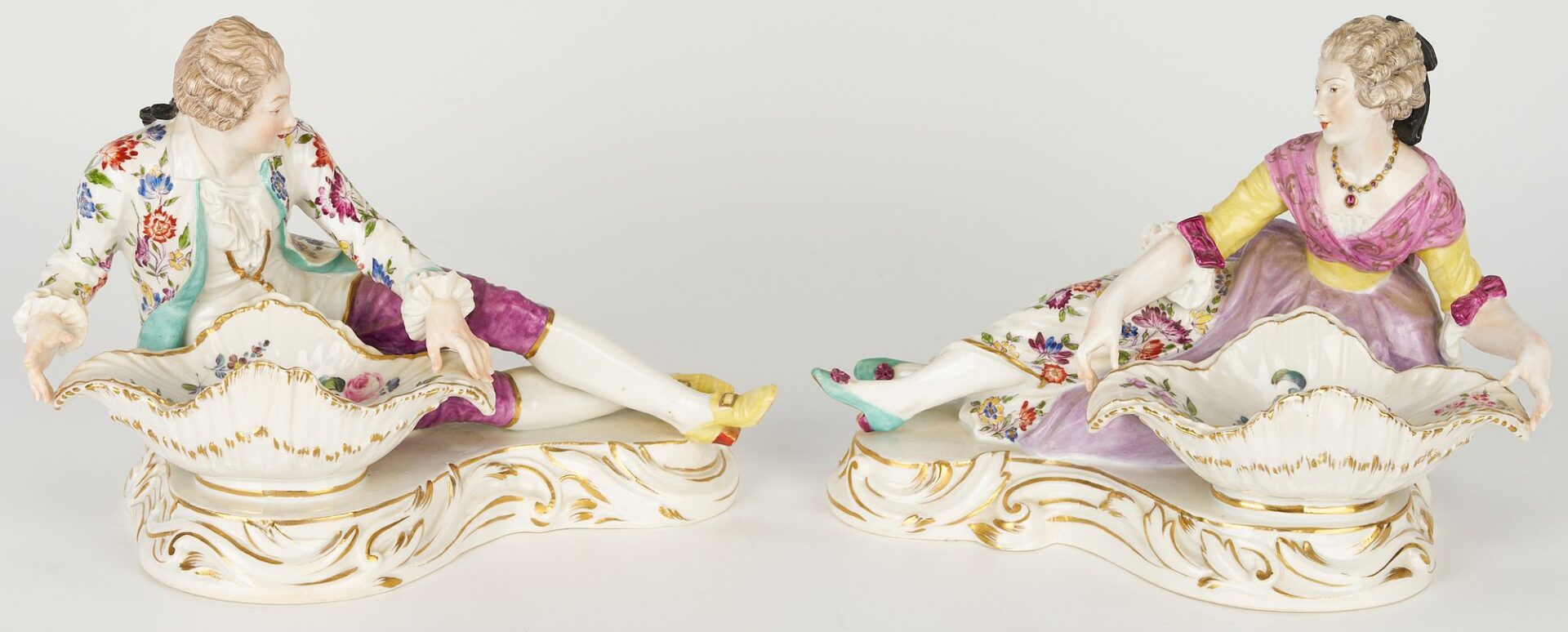 Lot 831: 3 pcs. Continental Porcelain: Sweetmeat Dishes and Figure with Harp