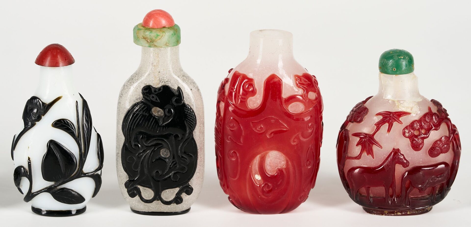 Lot 871: 8 Chinese Peking Glass Snuff Bottles