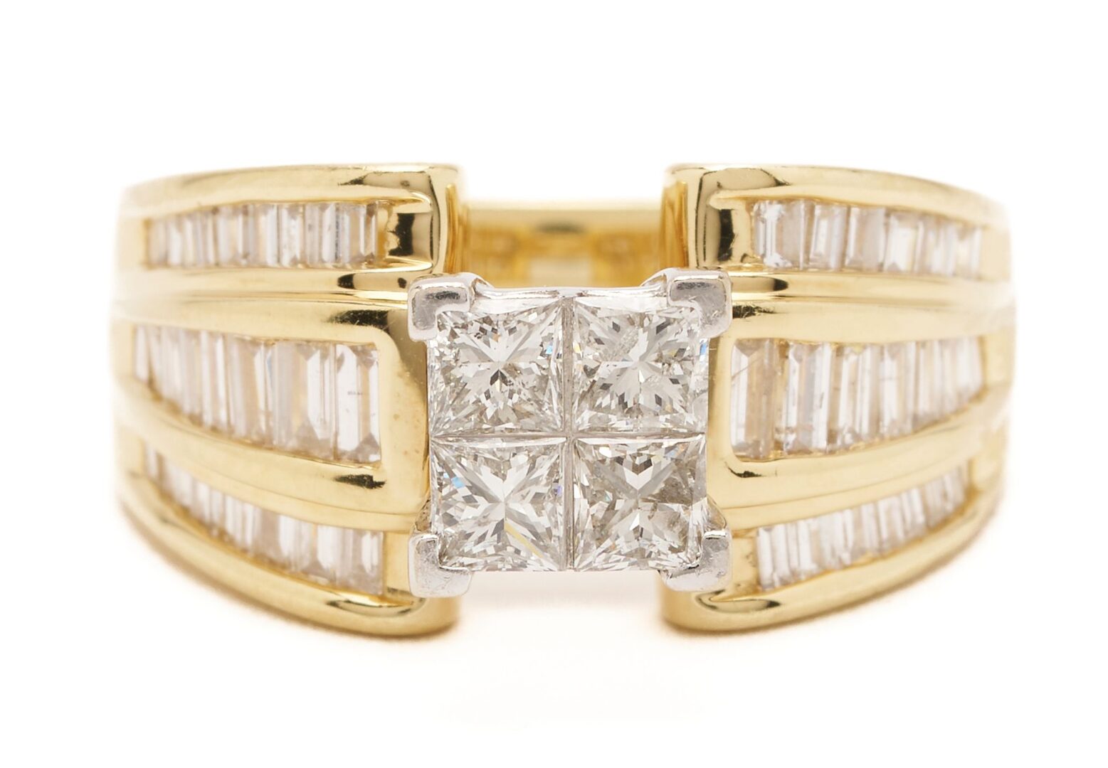 Lot 958: 14K Gold & Diamond  Engagement Ring