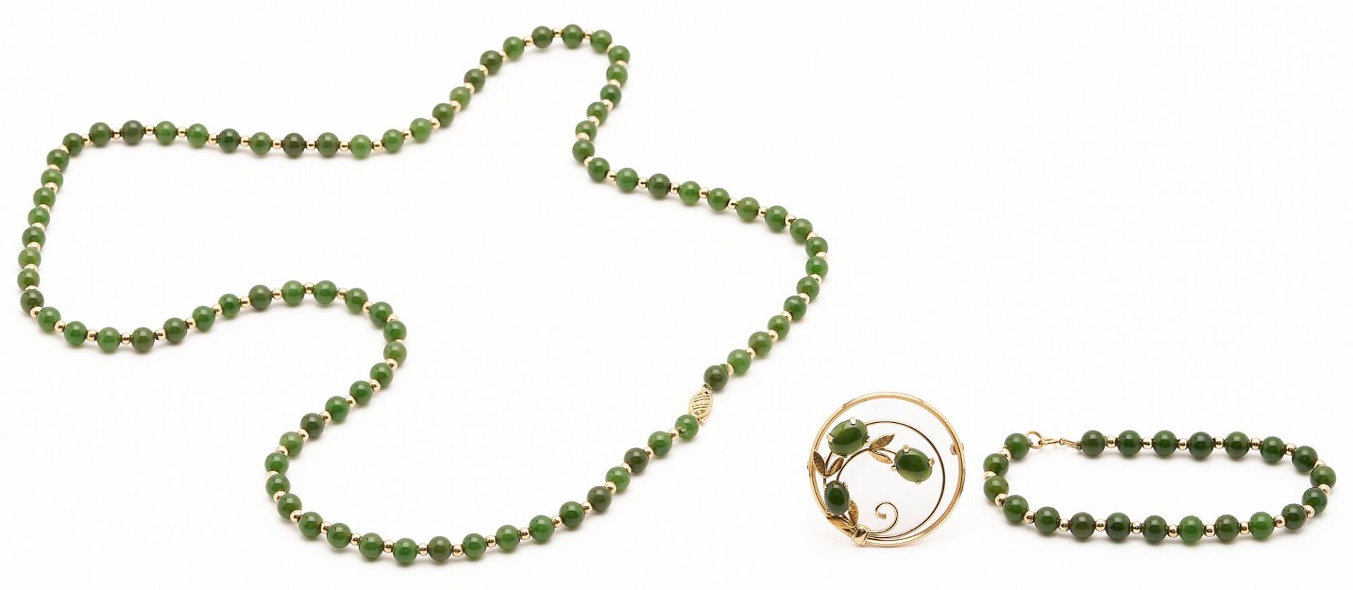 Lot 973: Jade & 14k Necklace, Bracelet & Brooch