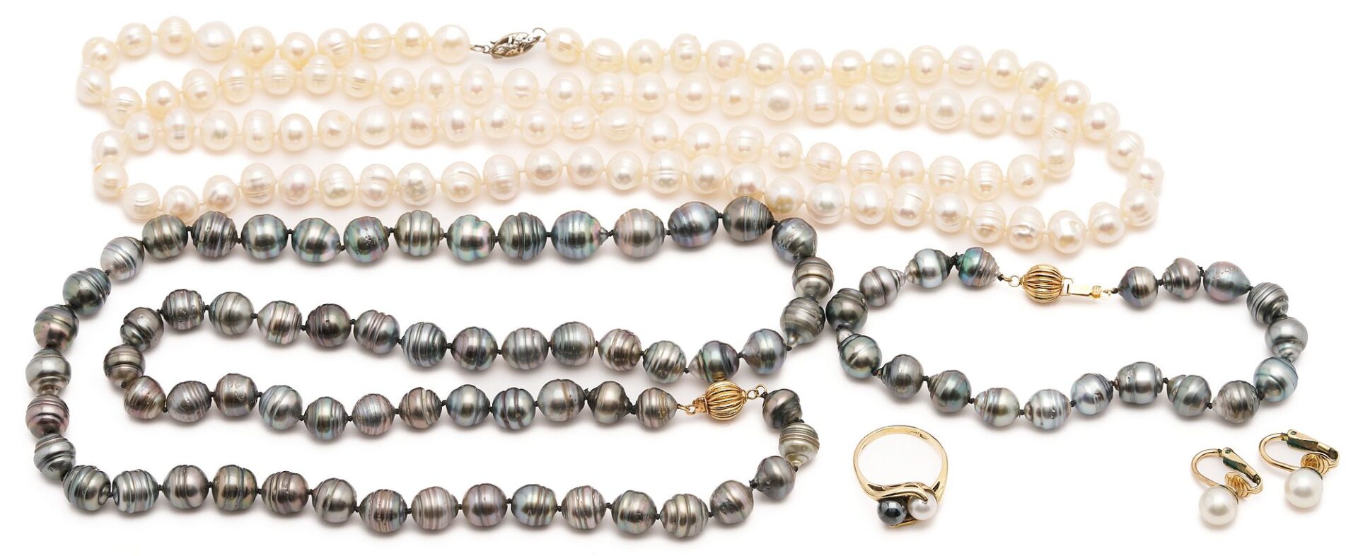 Lot 974: Set of Freshwater Grey & White Pearl Necklaces plus Ring, Bracelet & Earrings