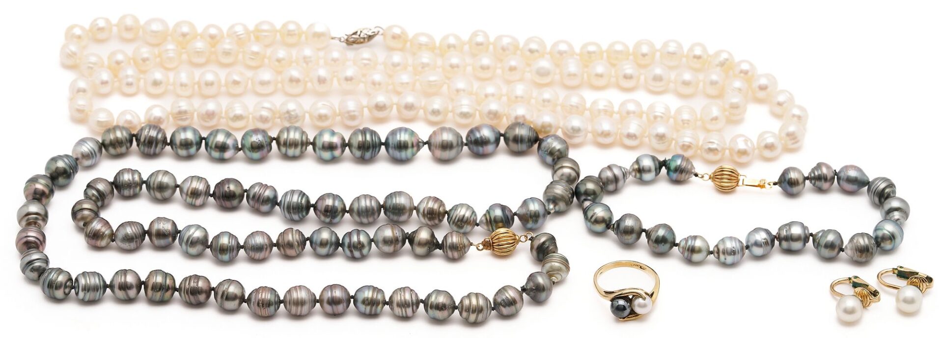 Lot 974: Set of Freshwater Grey & White Pearl Necklaces plus Ring, Bracelet & Earrings