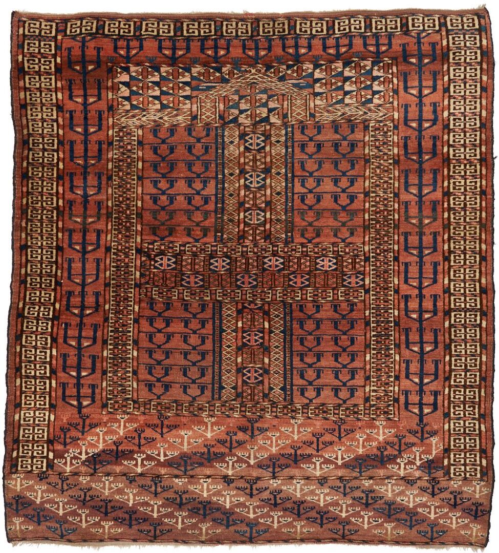 Lot 985: Antique Turkmen Tekke Ensi Rug, Bird-Head Design