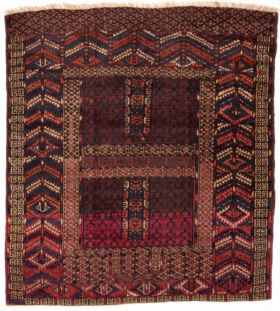 Lot 986: Antique Tekke Turkmen Ensi Rug, 4'ÃÂ 5"ÃÂ x 4'ÃÂ 1"