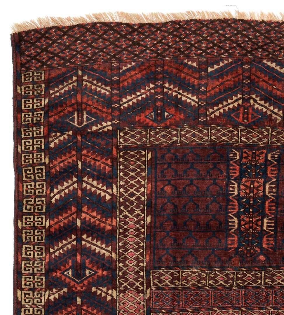 Lot 986: Antique Tekke Turkmen Ensi Rug, 4'ÃÂ 5"ÃÂ x 4'ÃÂ 1"