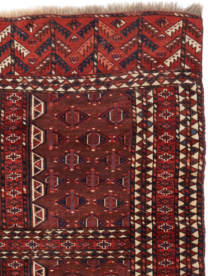 Lot 988: Antique Yomud or Yomut Turkmen Ensi