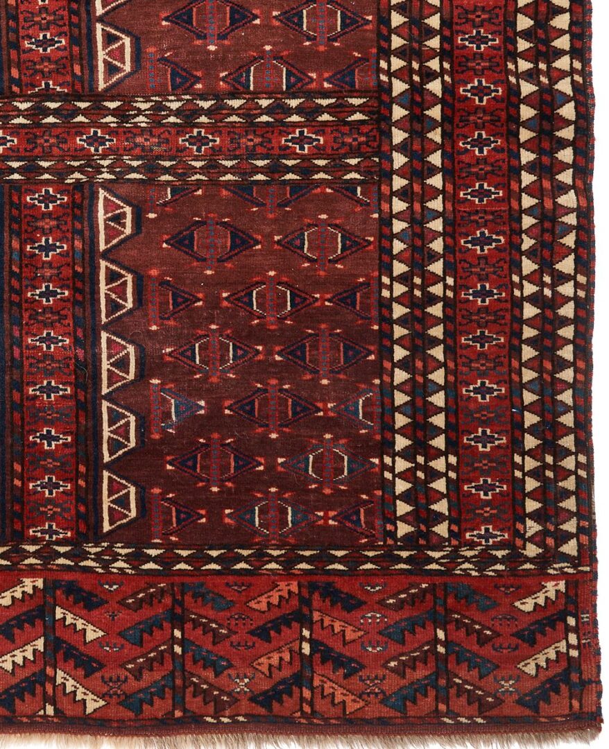 Lot 988: Antique Yomud or Yomut Turkmen Ensi