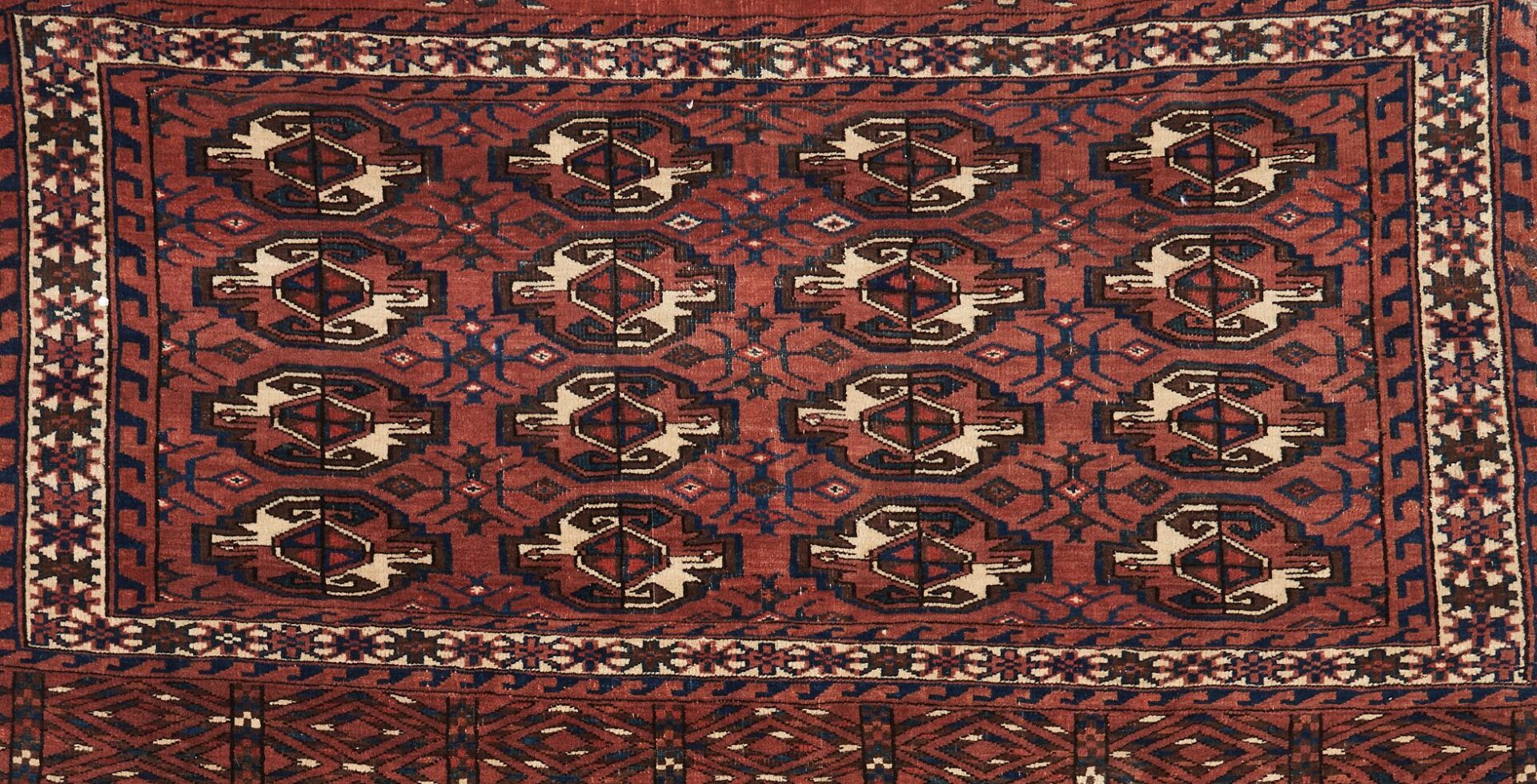 Lot 996: Pr. Matched Yomud or Yomut Turkmen Tent Bags