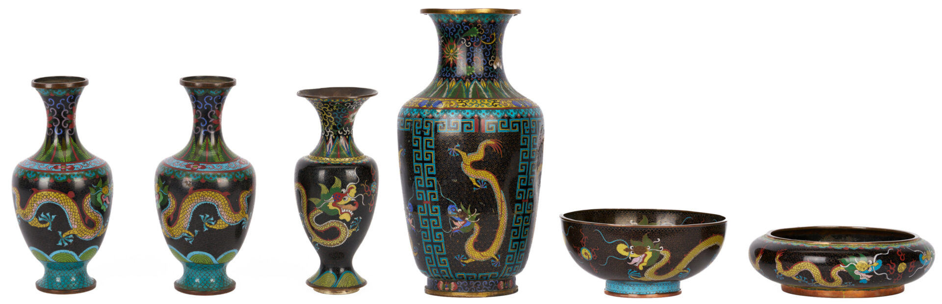 Lot 1053: 4 Chinese Cloisonne Vases plus 2 Bowls