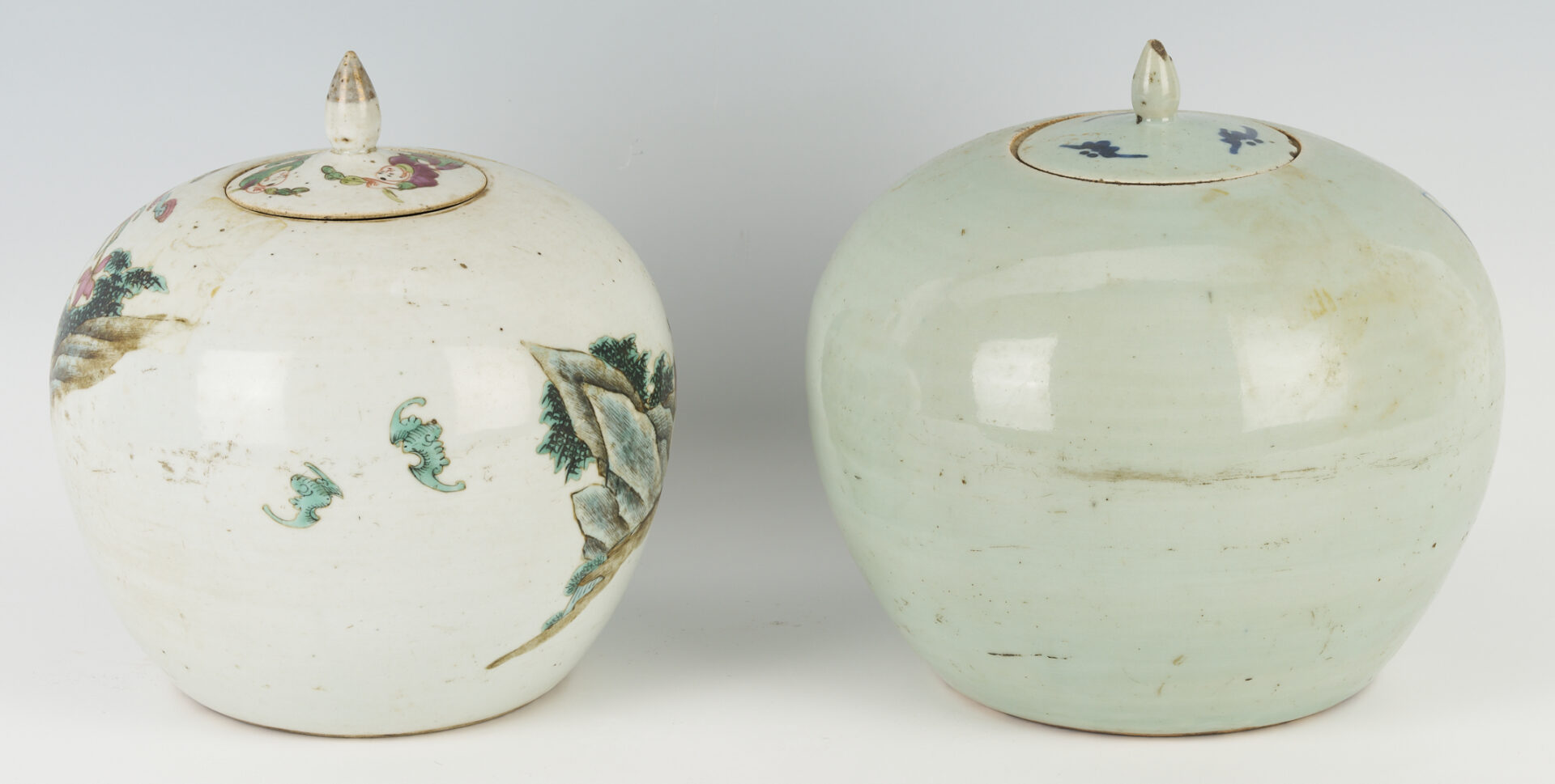 Lot 1065: 3 Chinese Porcelain Items, Vase & Jars