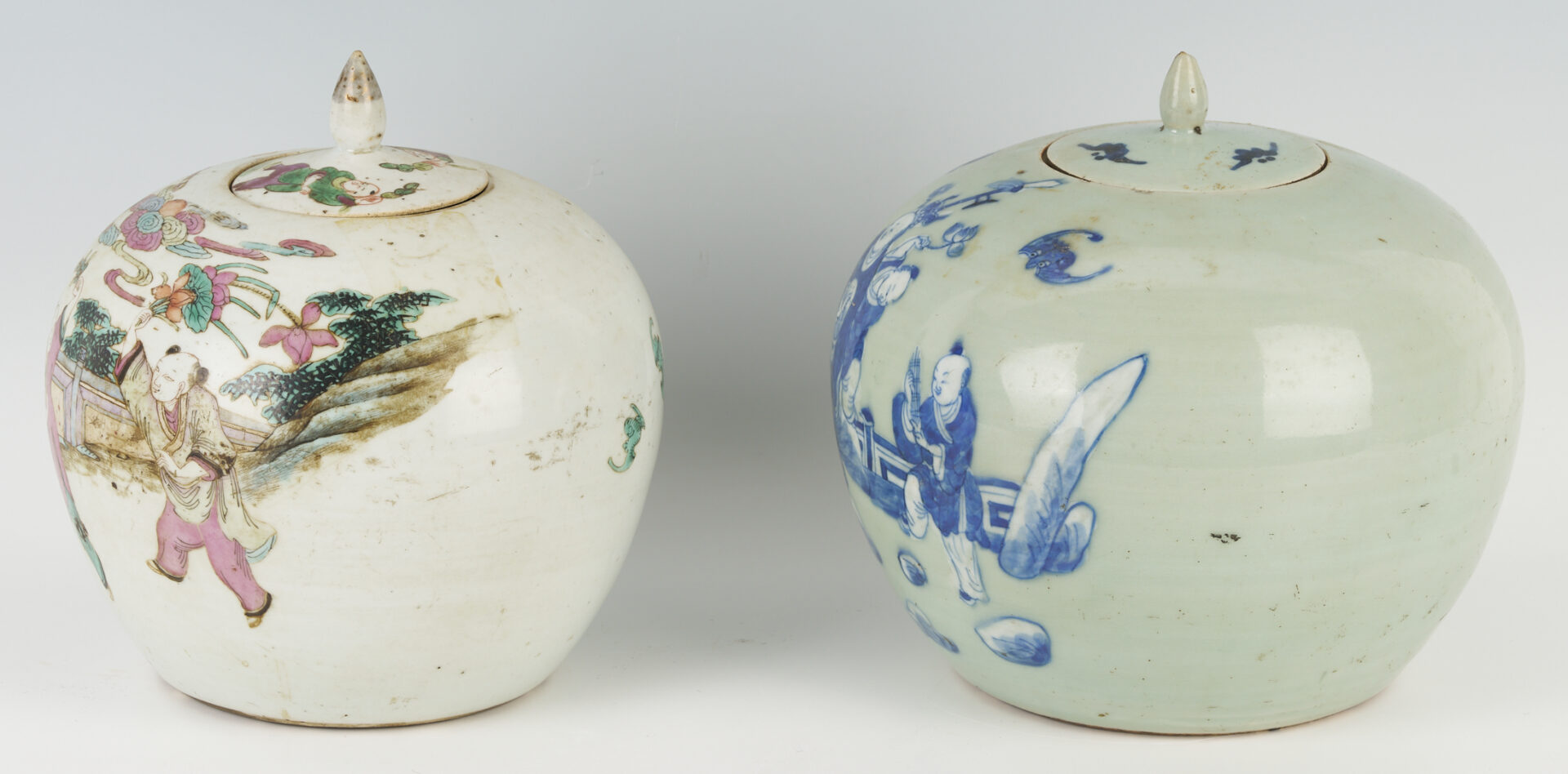 Lot 1065: 3 Chinese Porcelain Items, Vase & Jars