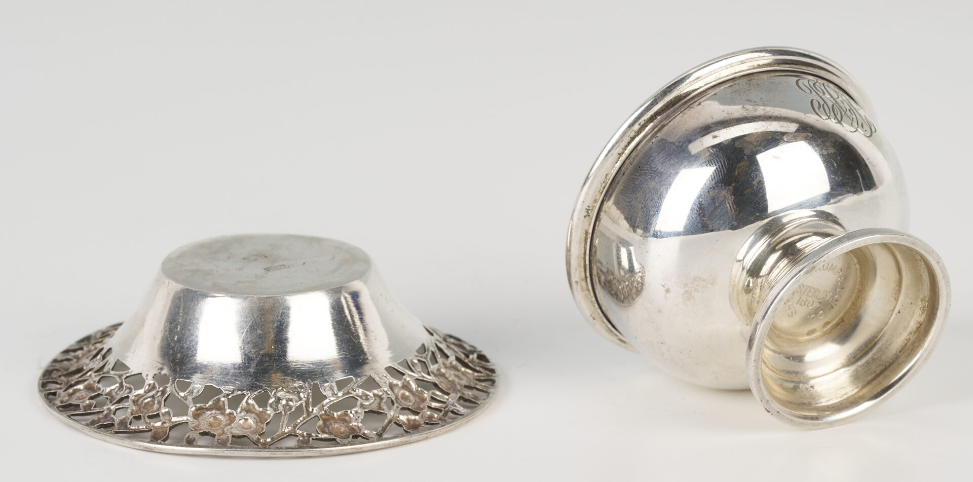 Lot 1072: 8 Chinese Export Silver Salts plus 1 American Salt Dip