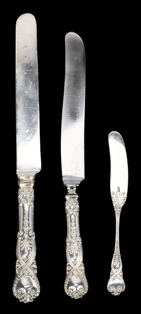 Lot 1083: Tiffany Sterling 9 pc Place Setting, St. James