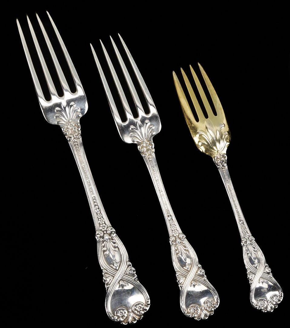 Lot 1083: Tiffany Sterling 9 pc Place Setting, St. James