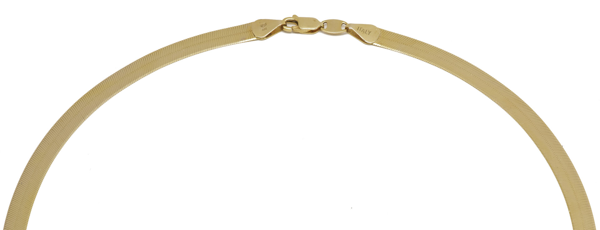 Lot 1095: 14K Italian Gold Herringbone Necklace