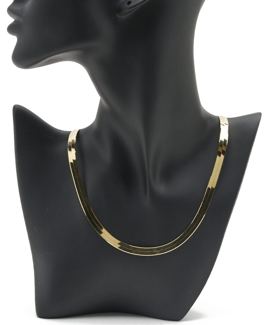 Lot 1095: 14K Italian Gold Herringbone Necklace