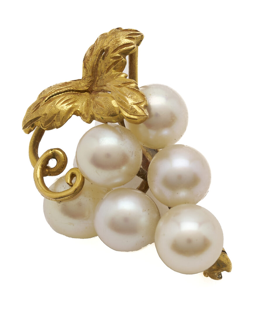 Lot 1097: 7 Ladies' Gold & Pearl Jewelry items, incl. Mikimoto Pearl Earrings