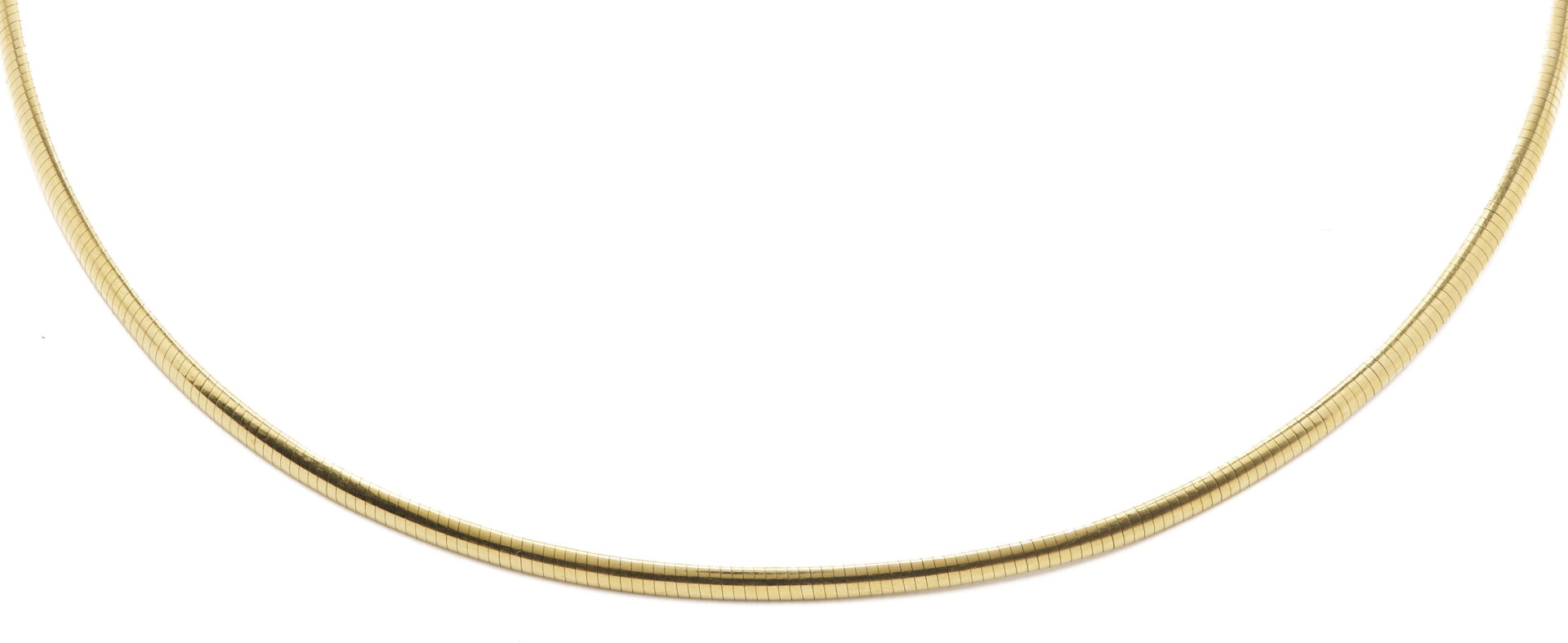 Lot 1106: 14K Yellow Gold Italian Snake Chain Necklace