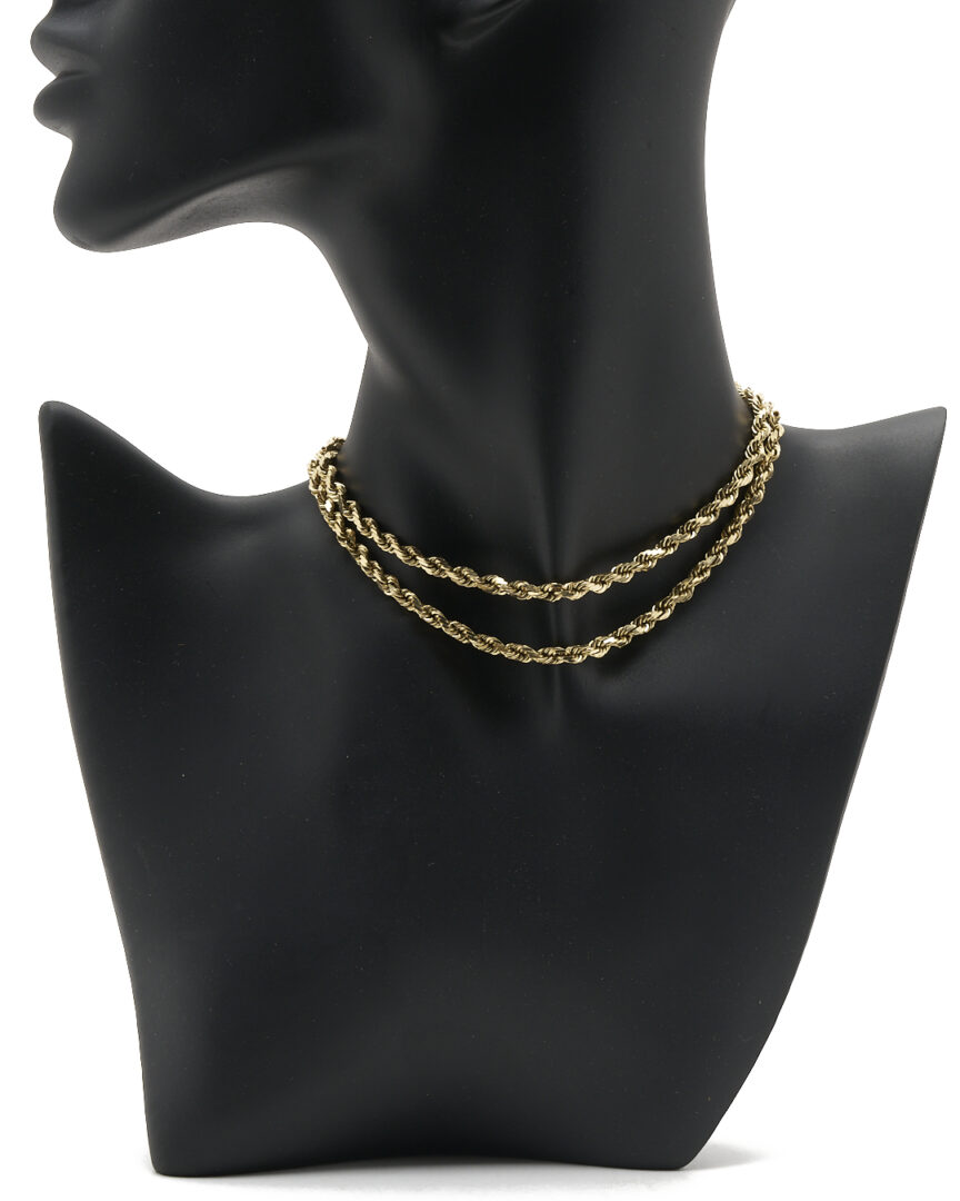 Lot 1109: 10K Yellow Gold Rope Chain Necklace