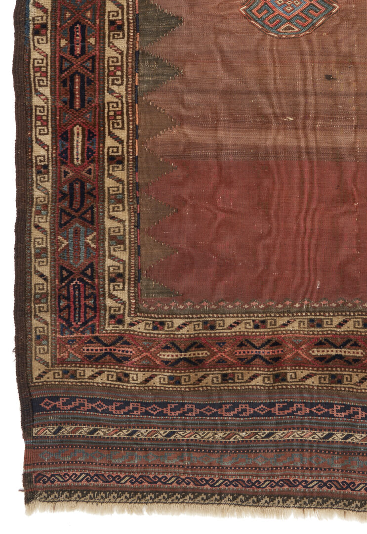 Lot 1116: Antiques Persian Beluchi or Baluchi Eating Rug