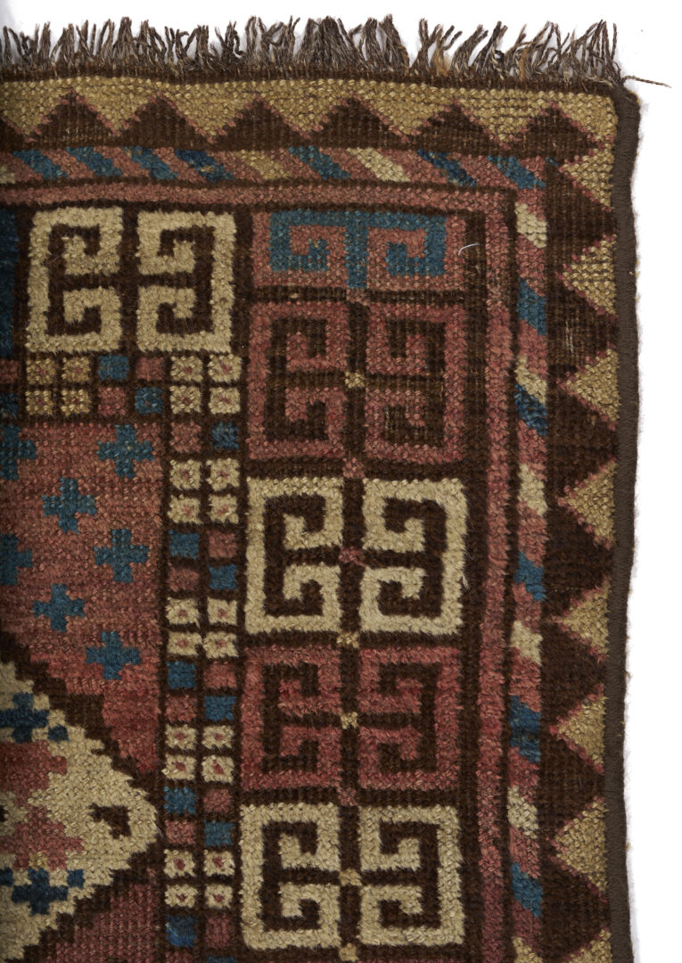 Lot 1125: Antique Ersari Turkmen Ensi Rug