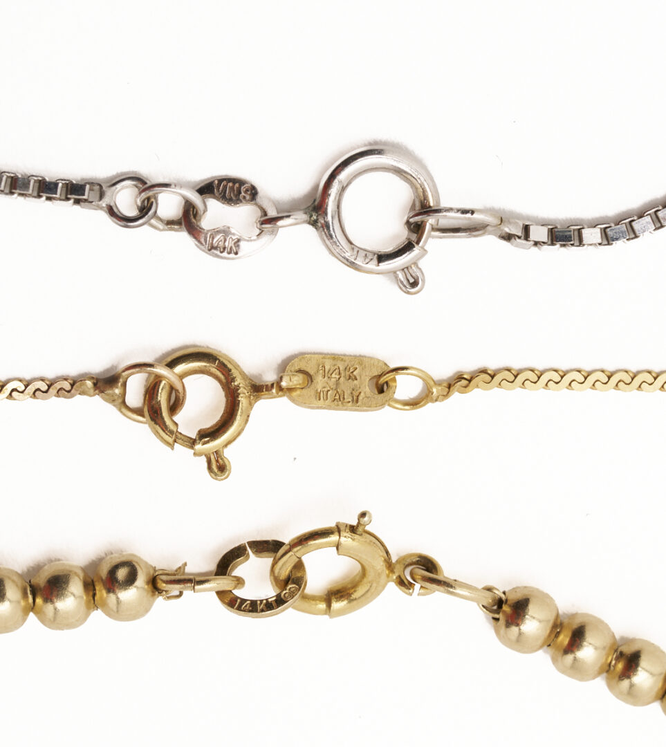 Lot 1219: Three (3) 14K Gold Necklaces incl. Italian Herringbone, Box Chain & Gold Beaded