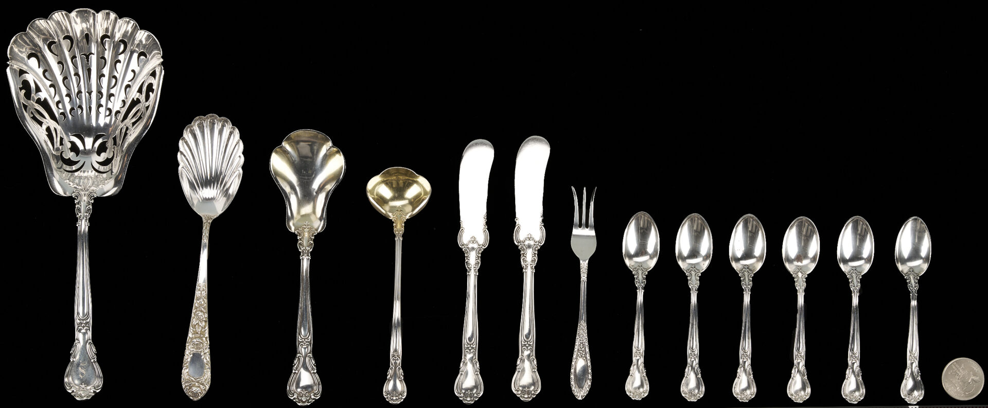 Lot 1251: 13 pcs. Sterling Flatware incl. Saratoga Chip Server