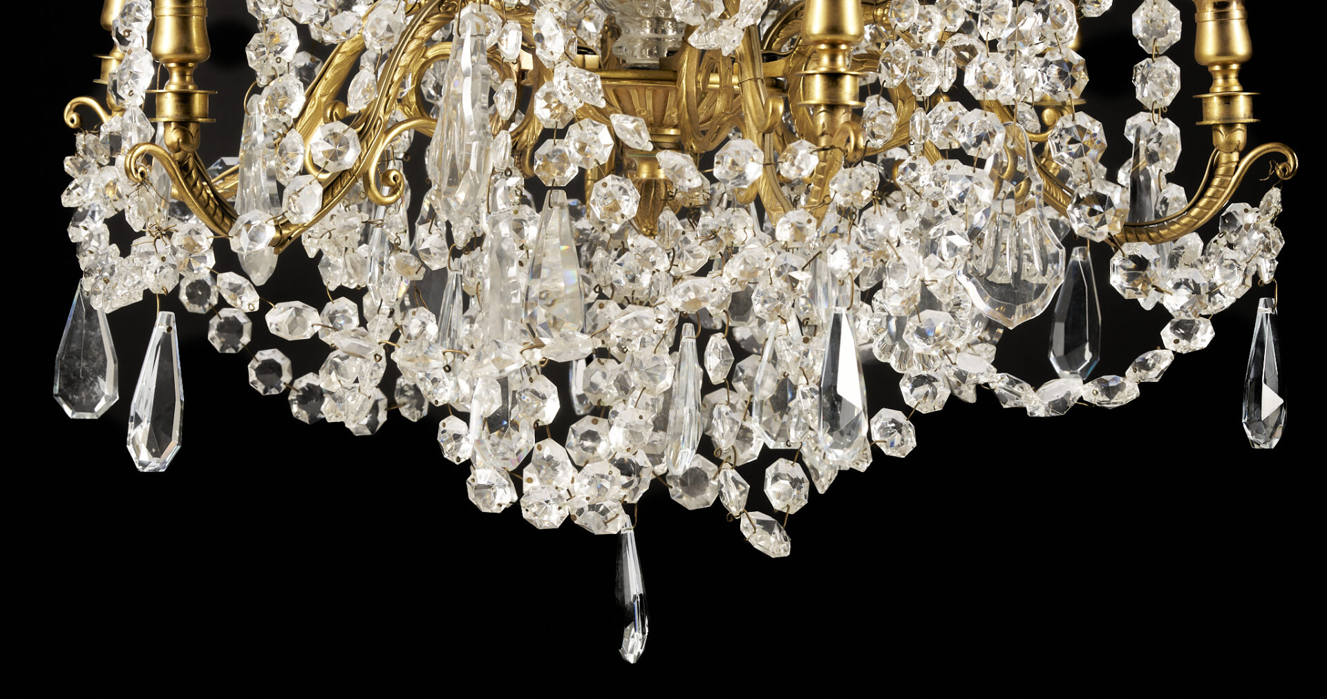 Lot 283: Baccarat Style Gilt Bronze 10-Light Chandelier