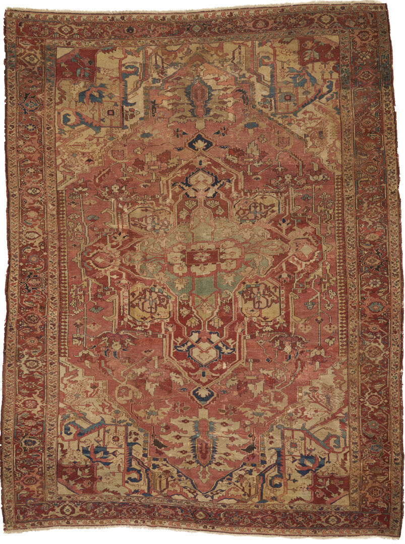 Lot 291: Antique Persian Serapi Carpet, 9' x 12'