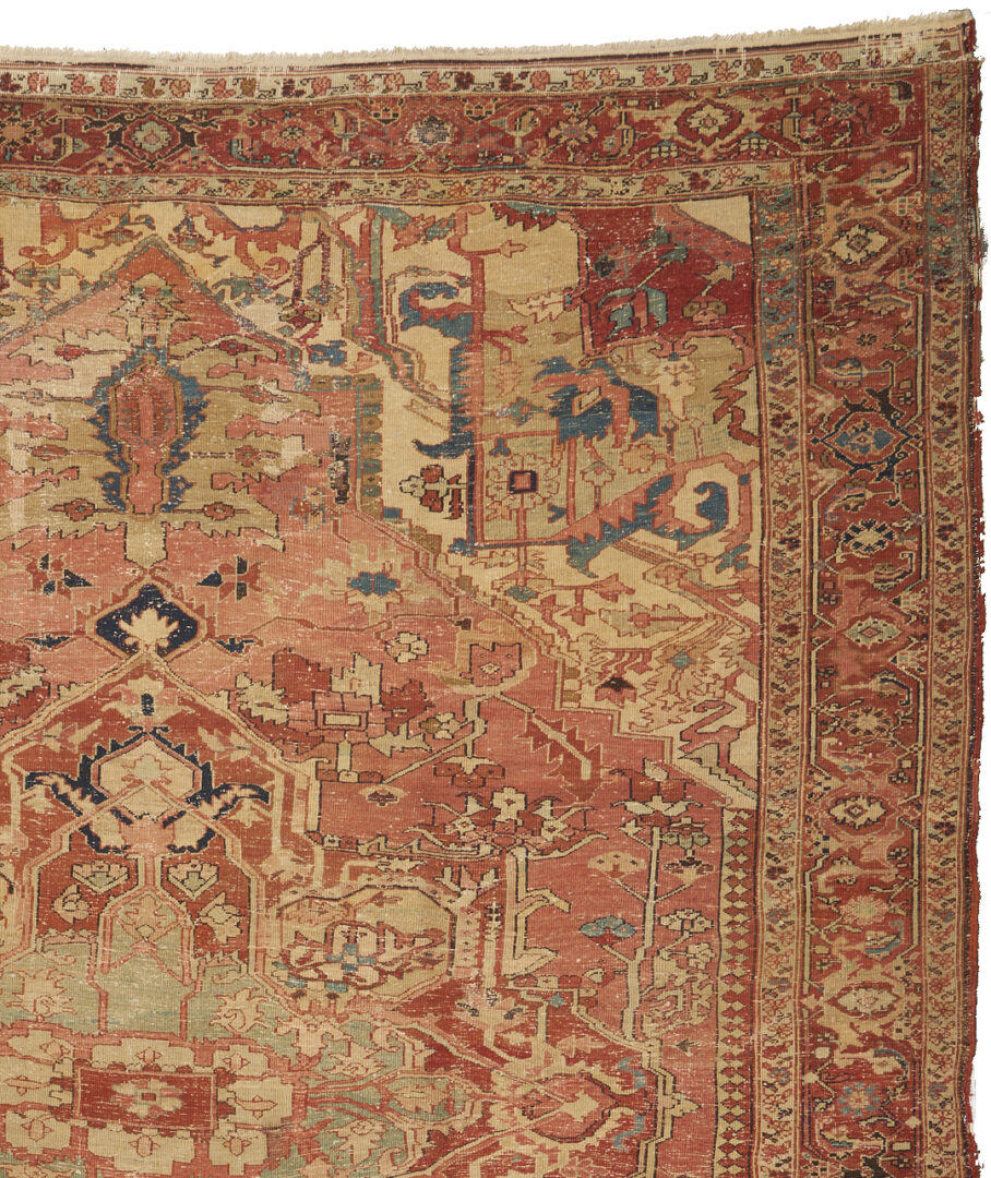 Lot 291: Antique Persian Serapi Carpet, 9' x 12'