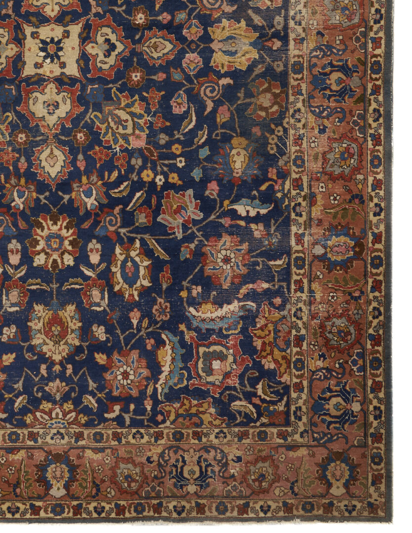 Lot 292: Antique Persian Serapi Carpet, 8' x 14'