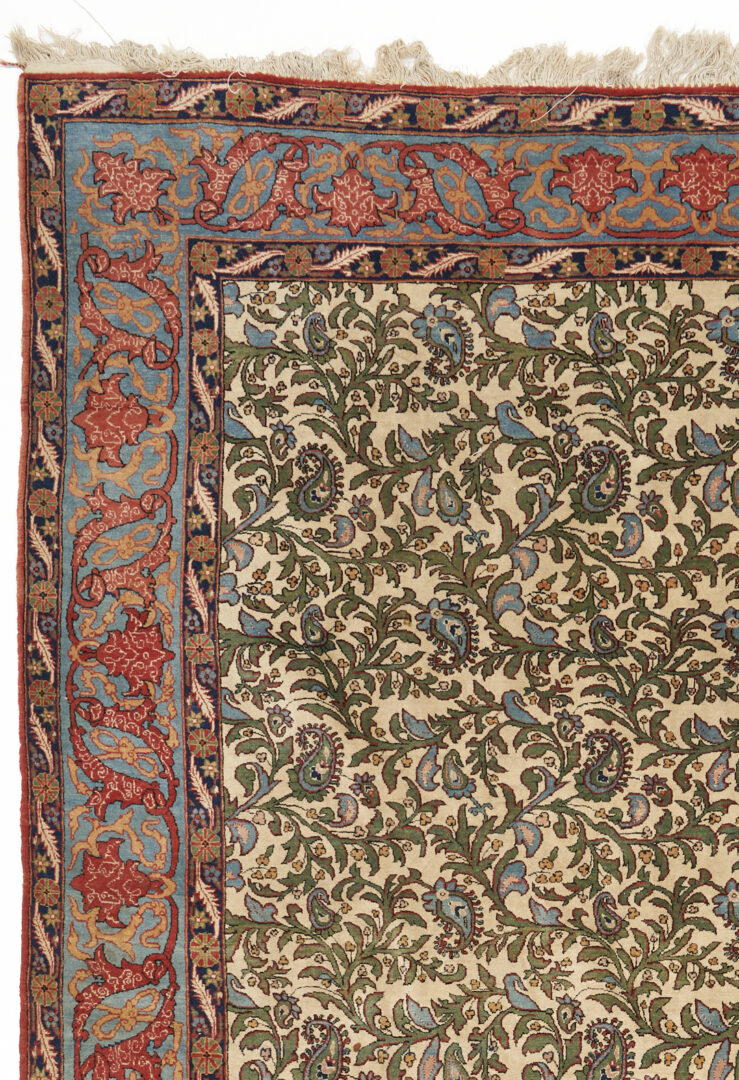 Lot 298: Antique Persian Kashan Main Carpet, 9 ft x 6 ft