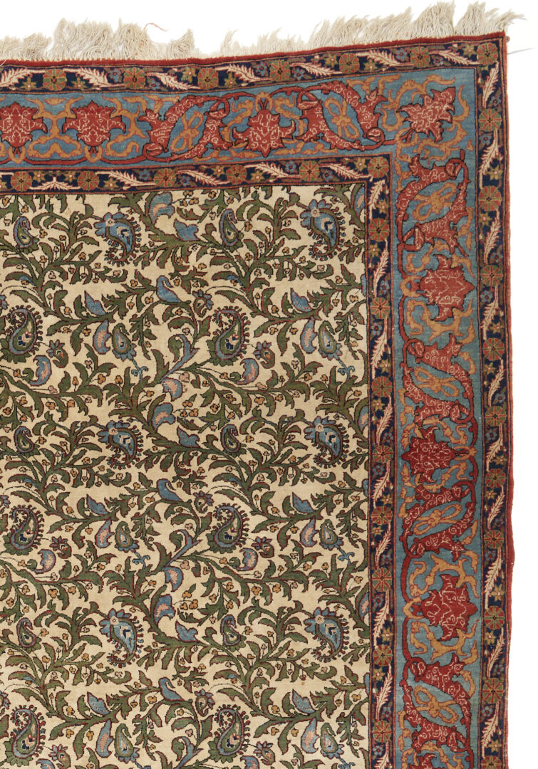 Lot 298: Antique Persian Kashan Main Carpet, 9 ft x 6 ft