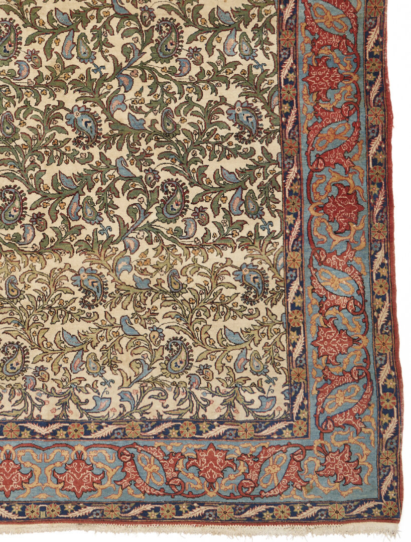 Lot 298: Antique Persian Kashan Main Carpet, 9 ft x 6 ft