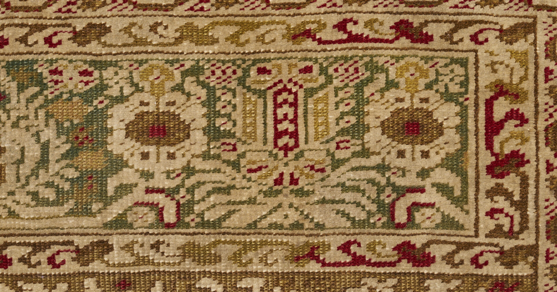 Lot 311: Antique Turkish Ghiordesh Prayer Rug