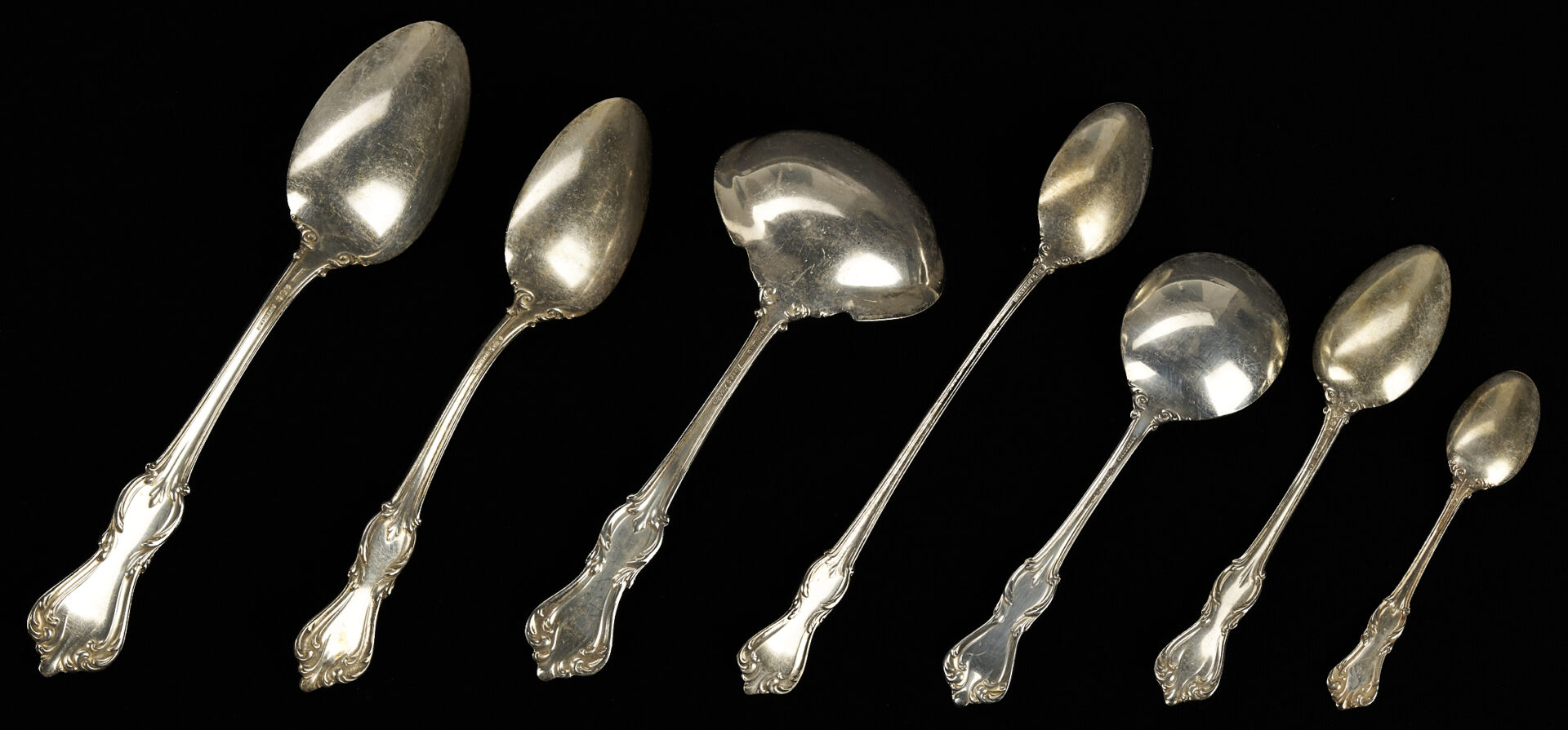 Lot 321: Reed & Barton Marlborough Flatware, 72 Pcs.