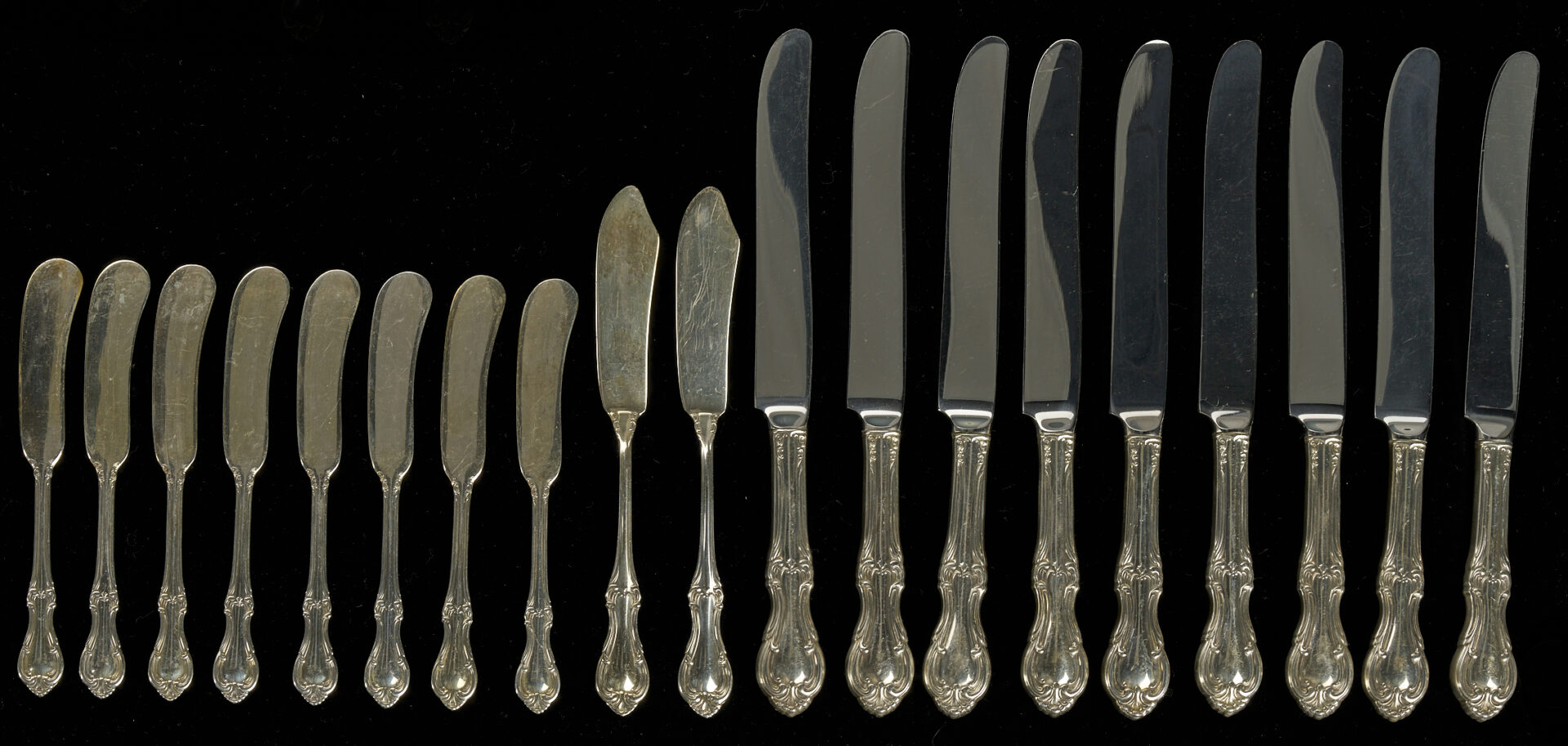 Lot 324: 77 Pcs. International Sterling Flatware, Joan of Arc