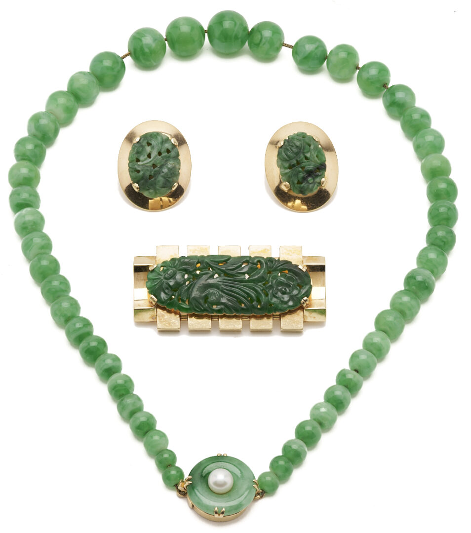 Lot 37: 14K Gold & Jade Necklace, Pendant, & Earrings