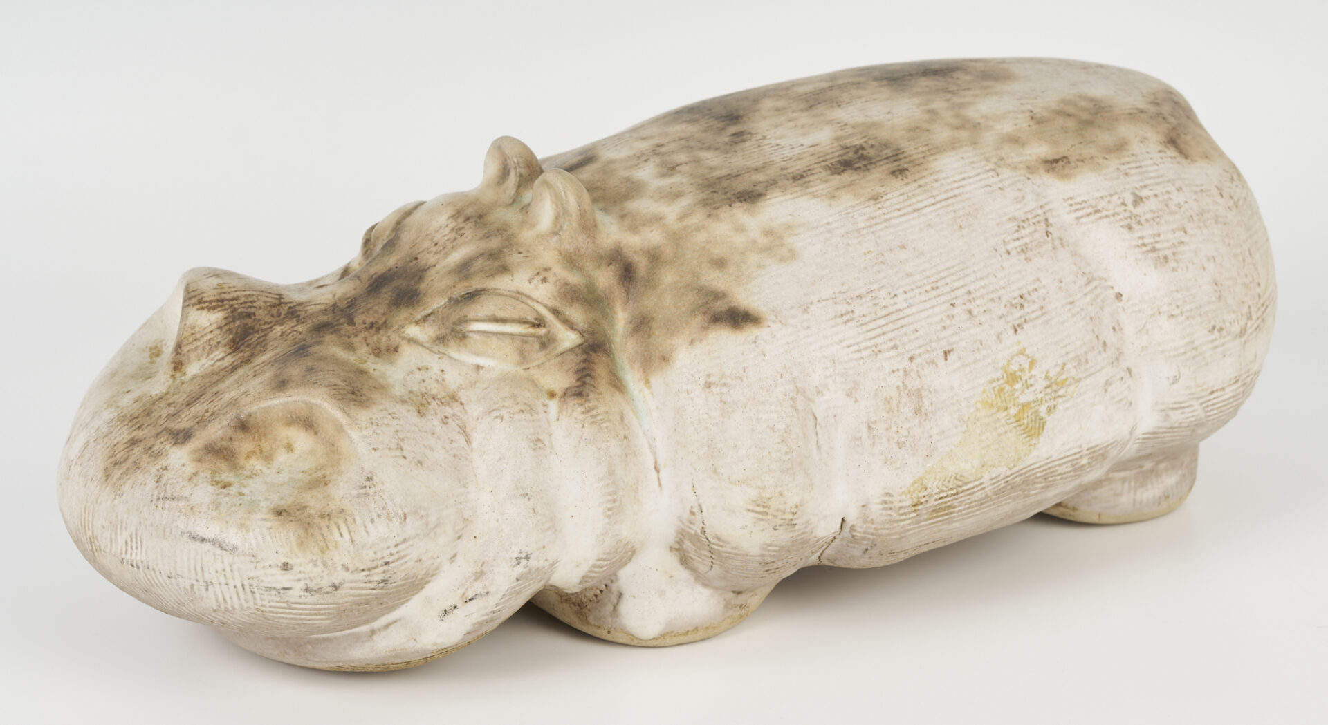 Lot 383: McCarty Pottery Hippopotamus Figurine, Merigold, Mississippi