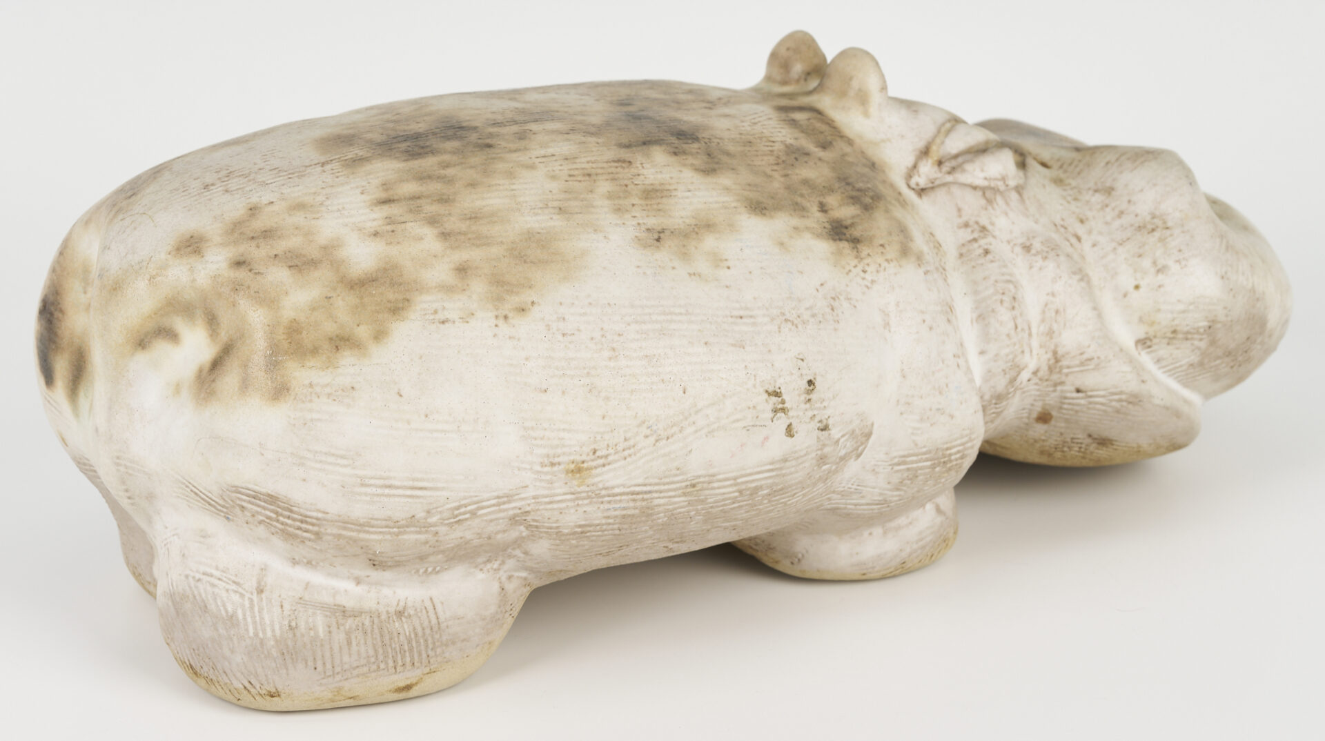 Lot 383: McCarty Pottery Hippopotamus Figurine, Merigold, Mississippi